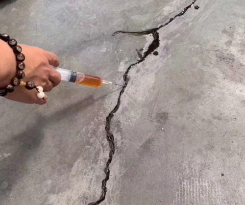 农安混凝土裂缝修补技术详解​